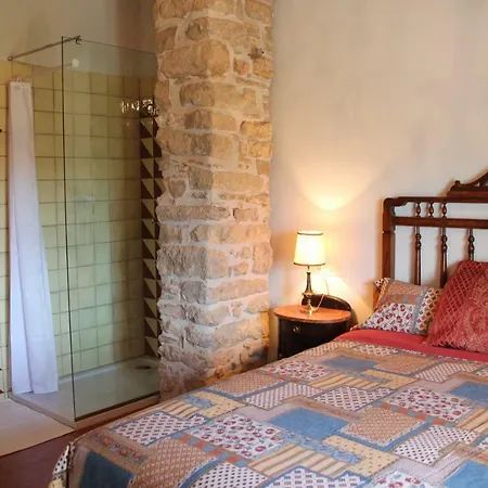 فندق مبيت وإفطار La Casa Dels Ocells (adults Only)