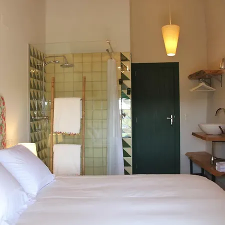 فندق مبيت وإفطار La Casa Dels Ocells (adults Only) 3*