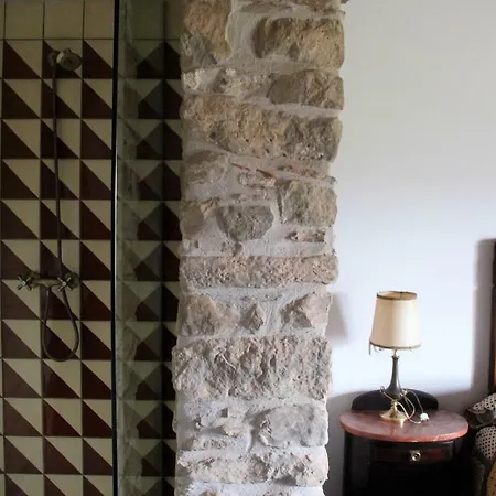 فندق مبيت وإفطار La Casa Dels Ocells (adults Only)