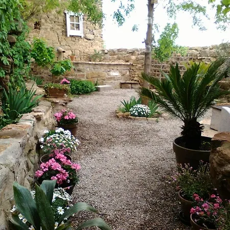 La Casa Dels Ocells (adults Only) فندق مبيت وإفطار